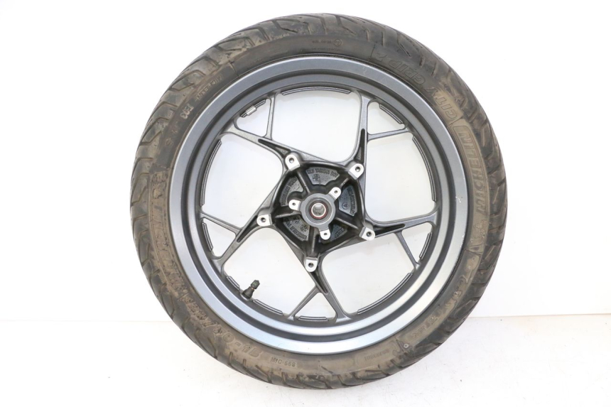 photo de FRONT RIM AND TIRE YAMAHA XMAX X-MAX 125 (2021 - 2025)