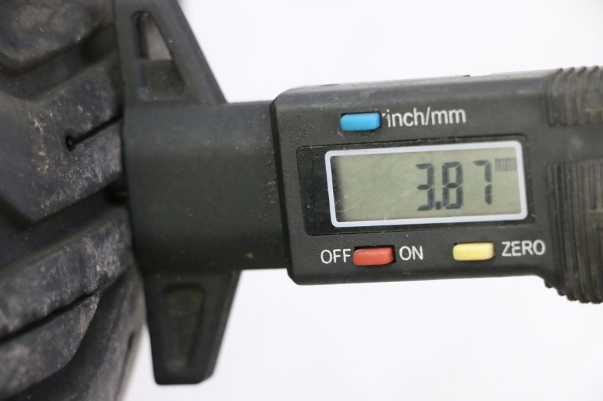 photo de FRONT RIM AND TIRE YAMAHA XMAX X-MAX 125 (2021 - 2025)