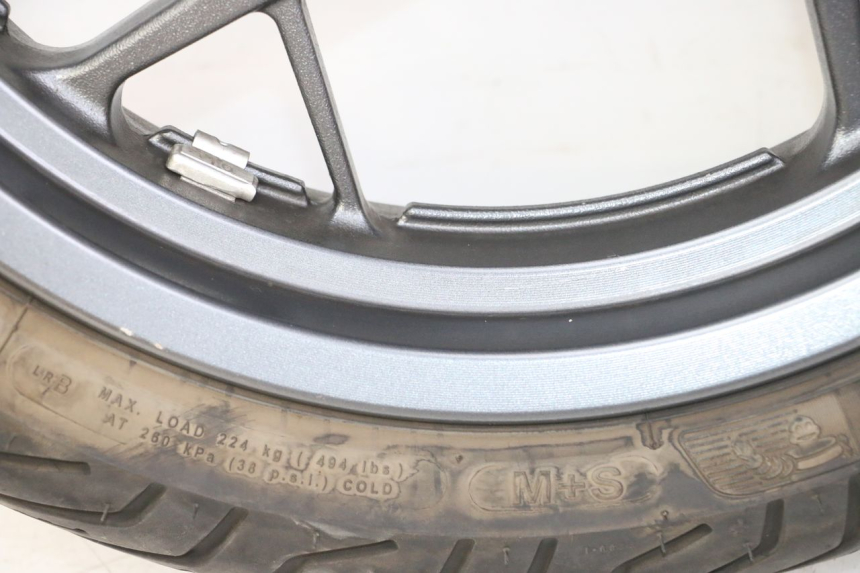 photo de FRONT RIM AND TIRE YAMAHA XMAX X-MAX 125 (2021 - 2025)