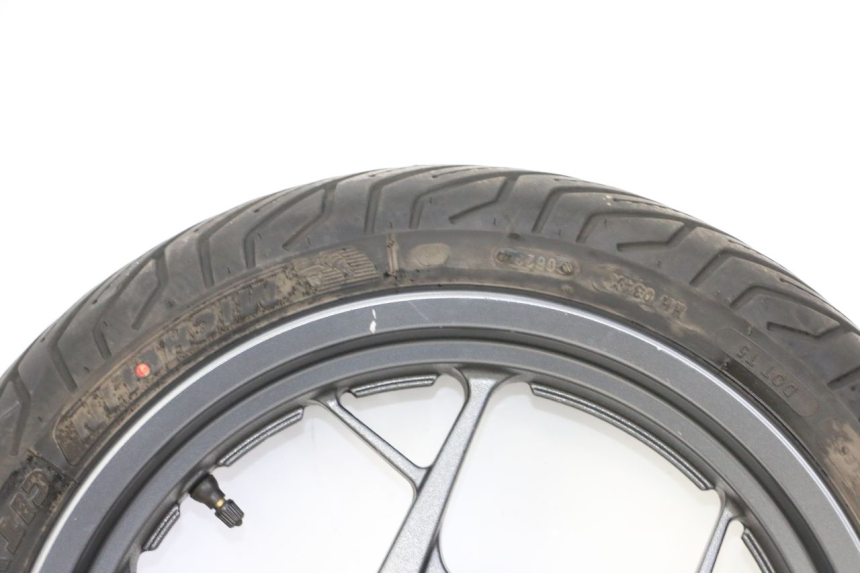 photo de FRONT RIM AND TIRE YAMAHA XMAX X-MAX 125 (2021 - 2025)