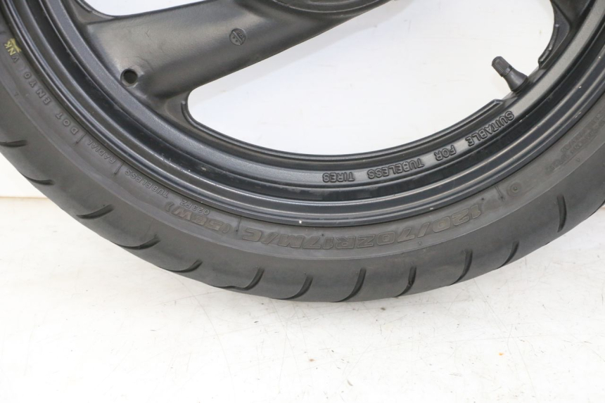 photo de FRONT RIM AND TIRE YAMAHA FZS FAZER 600 (2001 - 2003)