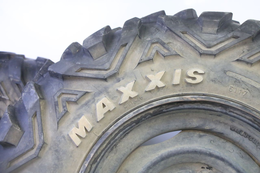 photo de FRONT RIM AND TIRE YAMAHA YFM GRIZZLY 550 (2008 - 2015)