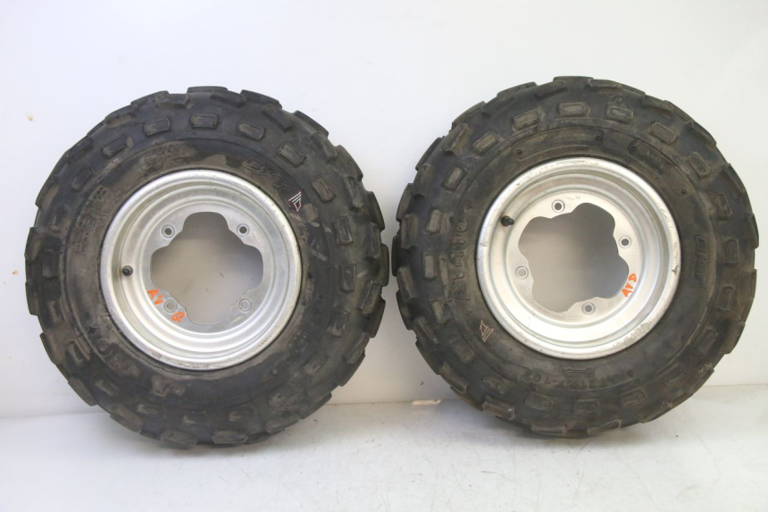photo de FRONT RIM AND TIRE YAMAHA YFM R RAPTOR 250 (2008 - 2014)