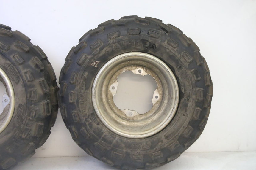 photo de FRONT RIM AND TIRE YAMAHA YFM R RAPTOR 250 (2008 - 2014)
