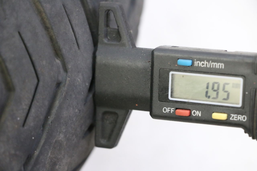 photo de FRONT RIM AND TIRE YAMAHA YP MAJESTY 125 (2002 - 2006)