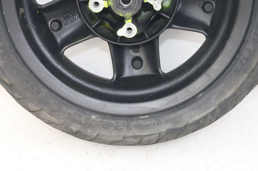 photo de FRONT RIM AND TIRE YAMAHA YP MAJESTY 125 (2002 - 2006)