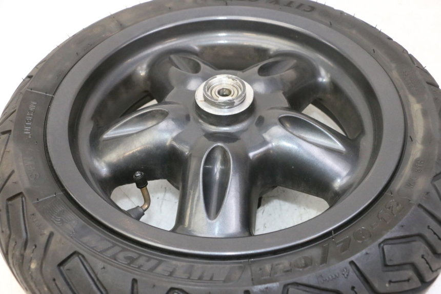 photo de FRONT RIM AND TIRE YAMAHA YP MAJESTY 125 (2007 - 2010)