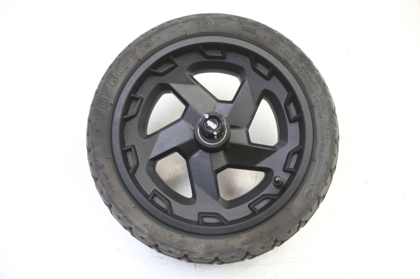 photo de FRONT RIM AND TIRE SEGWAY NINEBOT ZT3 PRO 1