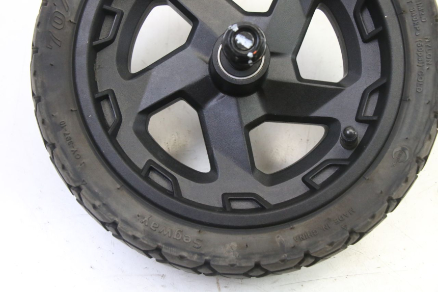 photo de FRONT RIM AND TIRE SEGWAY NINEBOT ZT3 PRO 1