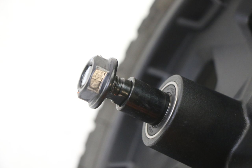 photo de FRONT RIM AND TIRE SEGWAY NINEBOT ZT3 PRO 1