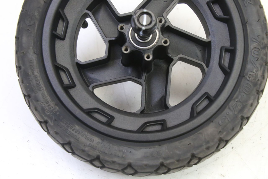 photo de FRONT RIM AND TIRE SEGWAY NINEBOT ZT3 PRO 1