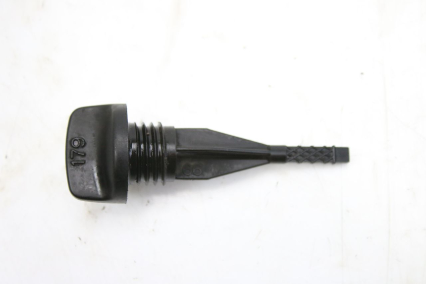 photo de ENGINE OIL DIPSTICK HONDA CBF 500 (2004 - 2007)