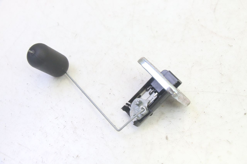 photo de FUEL TANK GAUGE PIAGGIO FLY 4T 50 (2013 - 2017) - Alternative perspective