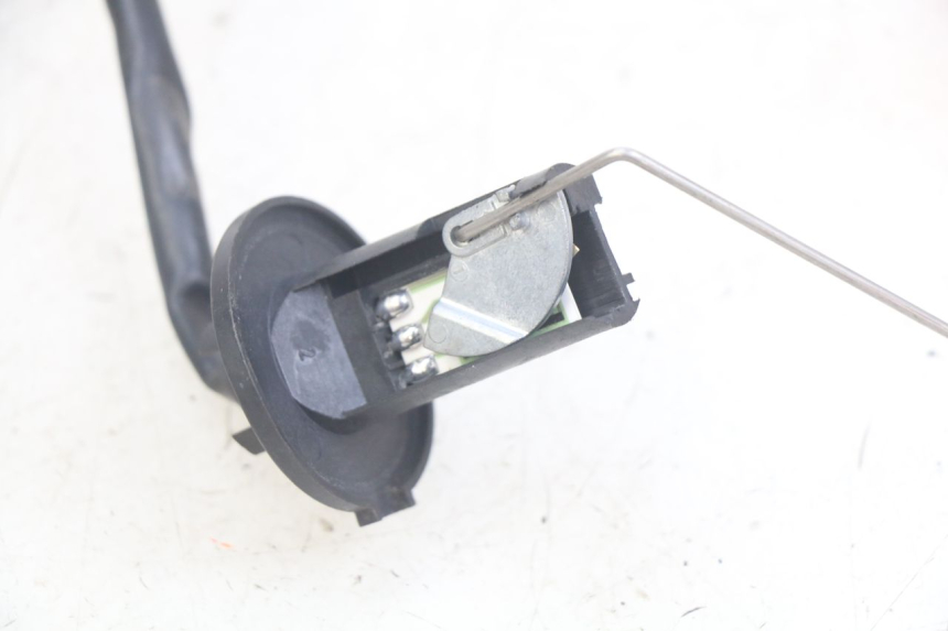 photo de FUEL TANK GAUGE KYMCO AGILITY 16+ 4T 50 (2018 - 2023)