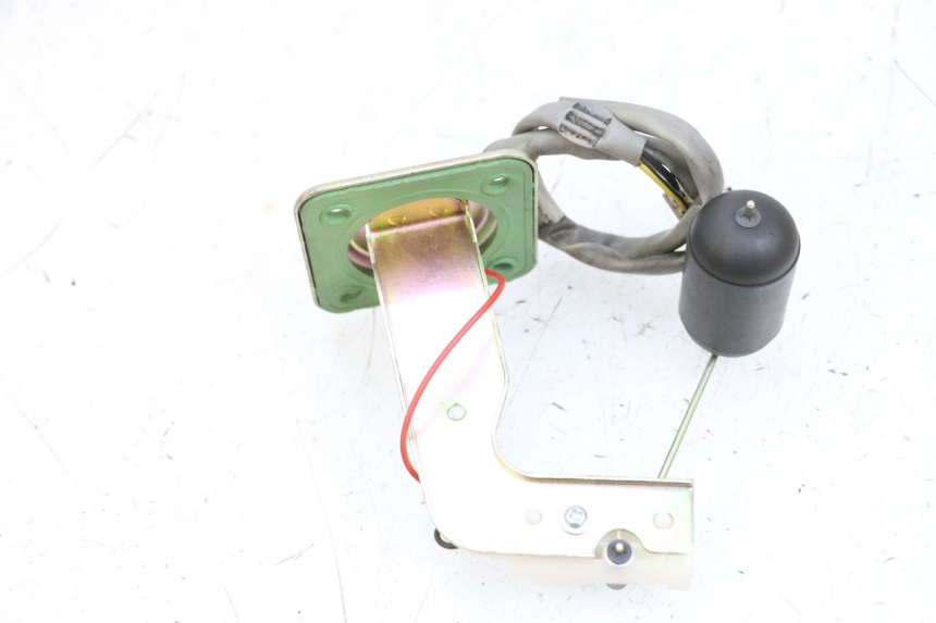 photo de FUEL TANK GAUGE PIAGGIO NEW TYPHOON 50 (2018 - 2021) - Zoom on usage condition