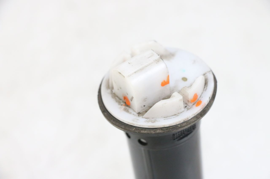 photo de FUEL TANK LEVEL PEUGEOT SPEEDFIGHT 4 4T EFI 50 (2021 - 2025) - Alternative perspective