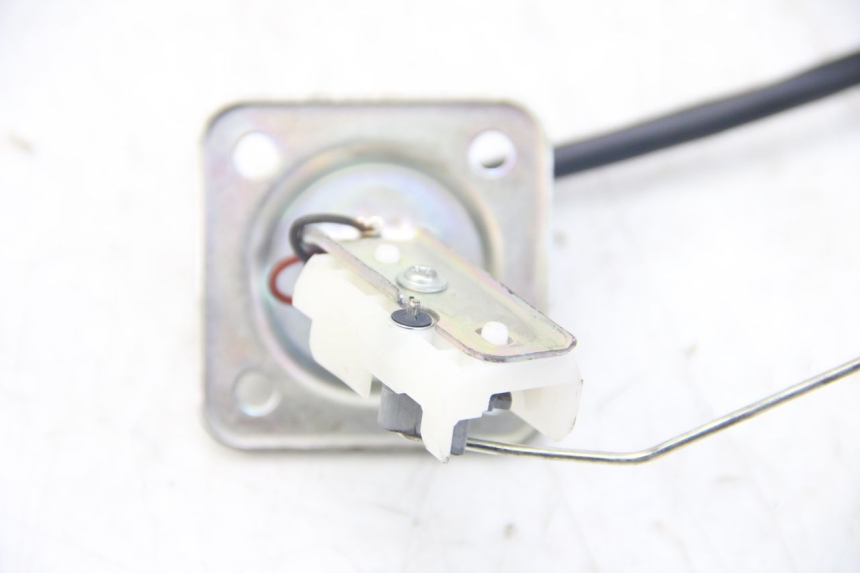 photo de FUEL TANK GAUGE PIAGGIO VESPA SPRINT 2T 50 (2014 - 2018)