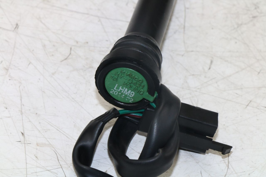 photo de OIL TANK LEVEL KYMCO AGILITY FR 2T 50 (2012 - 2017)