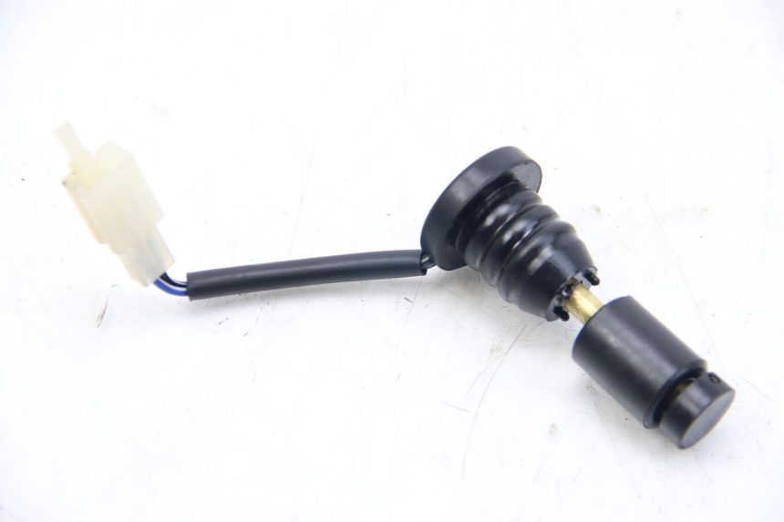 photo de OIL RESERVOIR DIPSTICK PEUGEOT KISBEE 2T 50 (2018 - 2022)