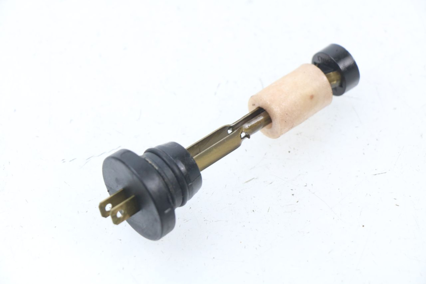 photo de OIL RESERVOIR DIPSTICK PEUGEOT ZENITH 50 (1994 - 1999)