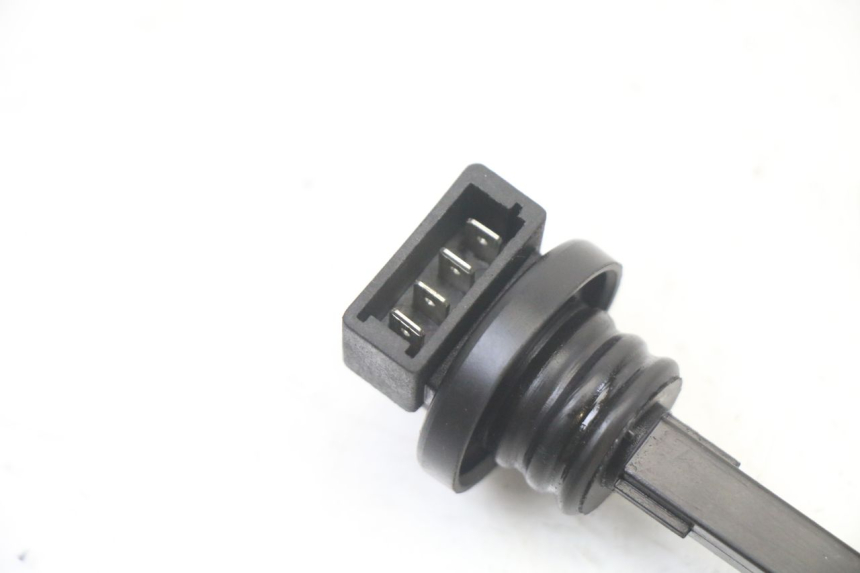 photo de OIL TANK DIPSTICK PIAGGIO VESPA LX 2T 50 (2005 - 2013)