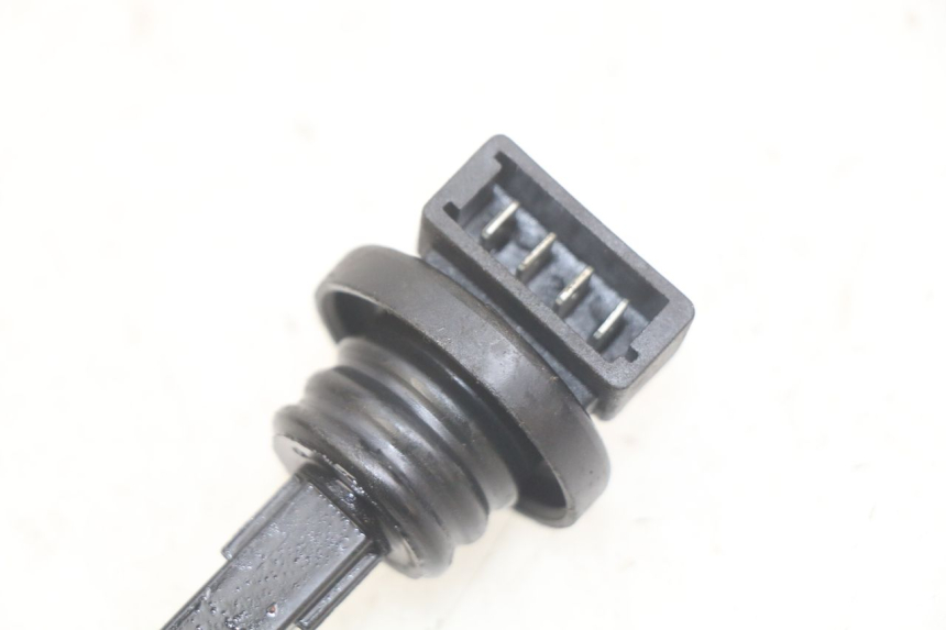 photo de OIL RESERVOIR DIPSTICK PIAGGIO VESPA S 2T 50 (2007 - 2014)