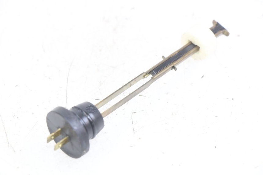 photo de OIL RESERVOIR DIPSTICK PEUGEOT TREKKER 50 (1998 - 2004)