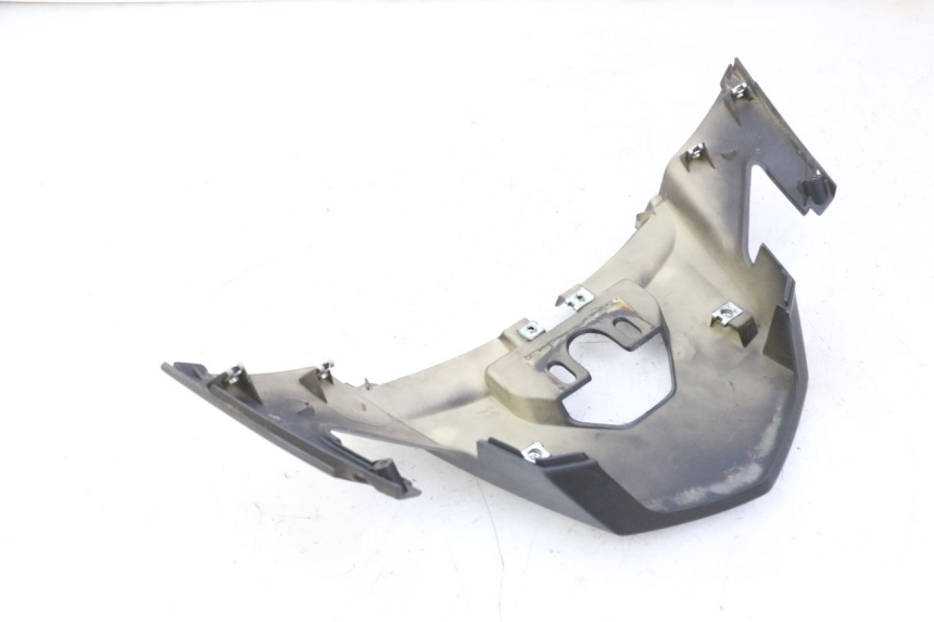 photo de REAR MIDDLE PANEL QUADRO 4 4D 350 (2015 - 2018)