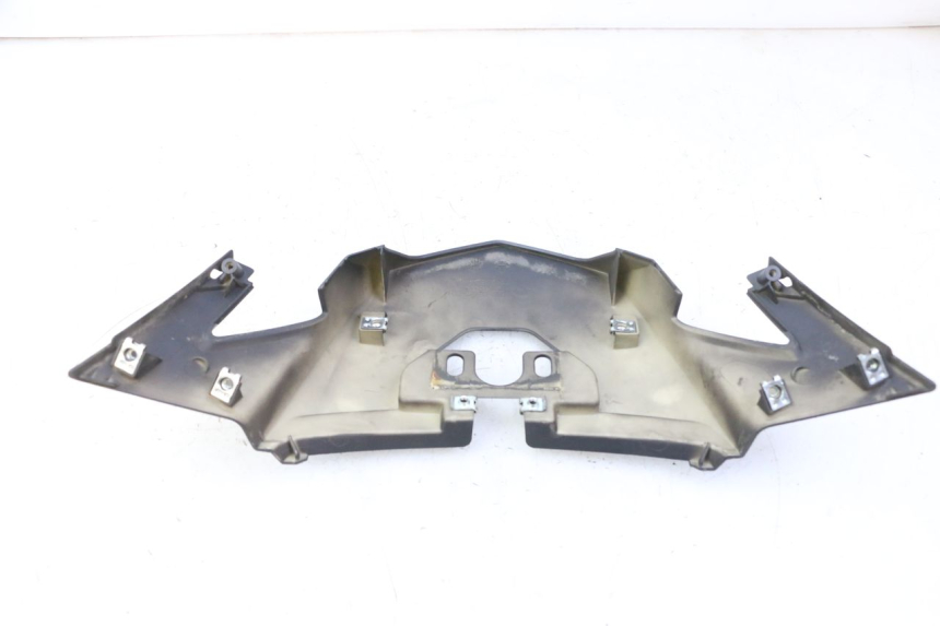 photo de REAR MIDDLE PANEL QUADRO 4 4D 350 (2015 - 2018)