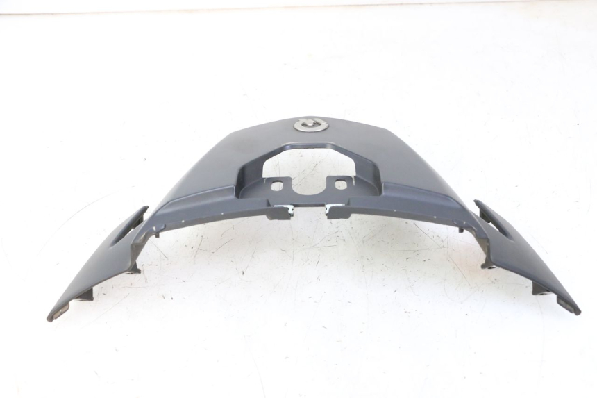 photo de REAR MIDDLE PANEL QUADRO 4 4D 350 (2015 - 2018)