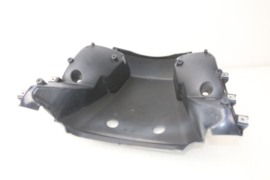 photo de REAR MIDDLE PANEL APRILIA ATLANTIC 125 (2003 - 2009)