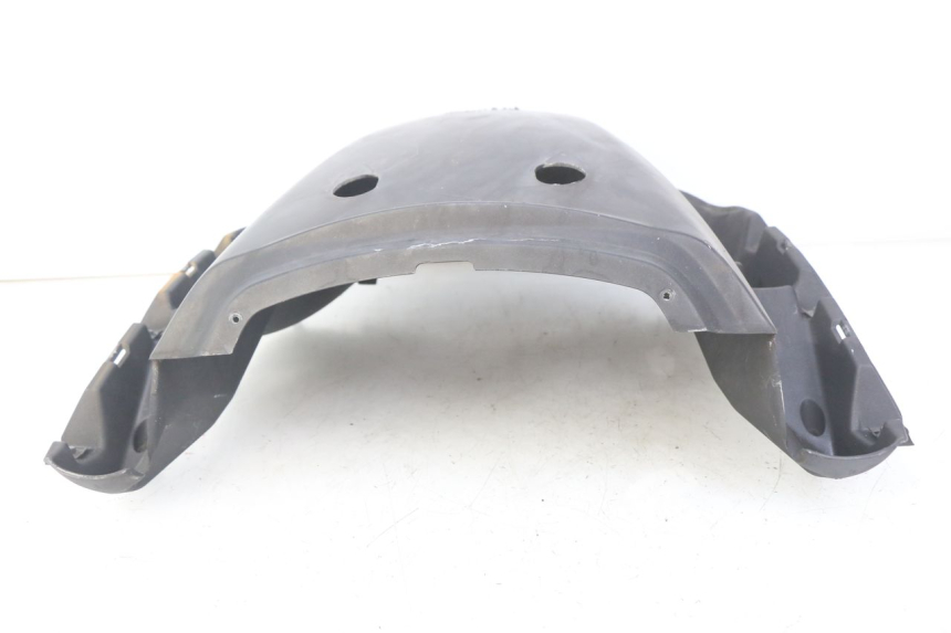 photo de REAR FAIRING JUNCTION APRILIA ATLANTIC 500 (2002 - 2003)