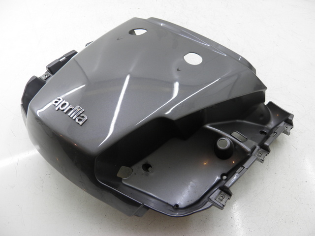 photo de REAR MIDDLE PANEL APRILIA ATLANTIC 125 (2003 - 2009)