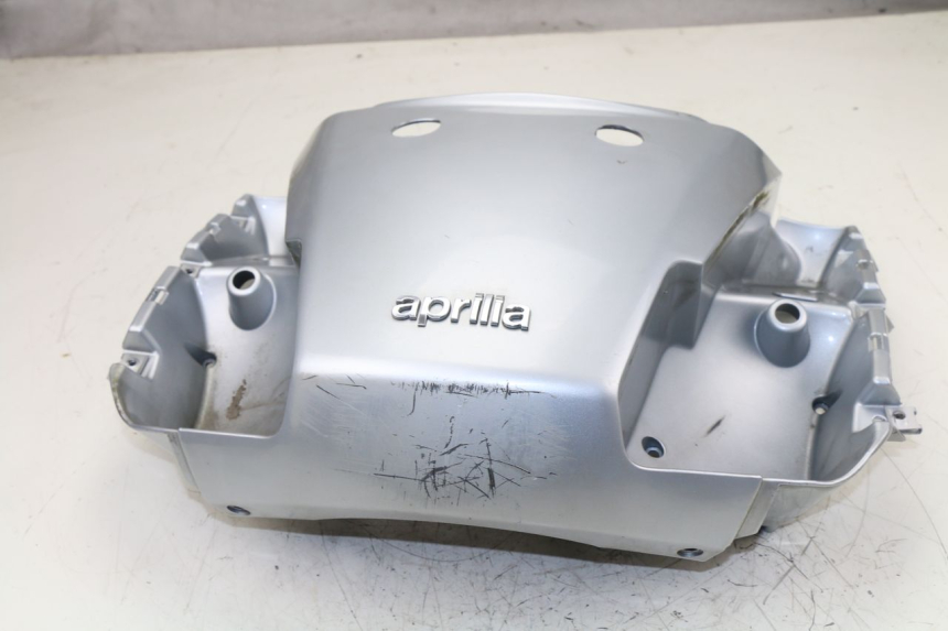 photo de REAR MIDDLE PANEL APRILIA ATLANTIC 125 (2003 - 2009)