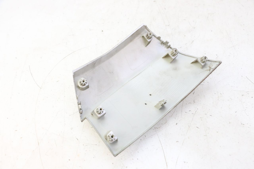 photo de REAR FAIRING JUNCTION PEUGEOT CITYSTAR 50 (2013 - 2017)