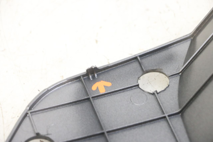 photo de REAR FAIRING JOINING HONDA FORZA ABS 300 (2013 - 2019)