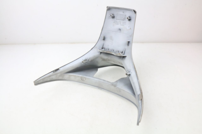 photo de REAR FAIRING JUNCTION HONDA FES S-WING SWING ABS 125 (2007 - 2015)