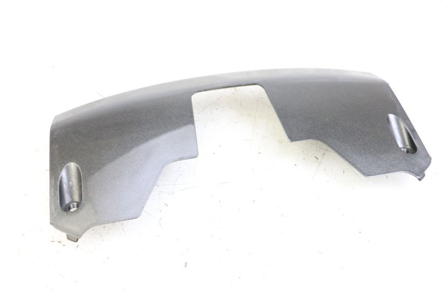 photo de REAR LOWER MIDDLE PANEL HONDA FJS SILVER WING SILVERWING 400 (2005 - 2008)