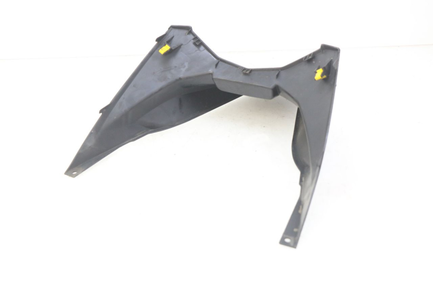 photo de LOWER REAR FAIRING JUNCTION HONDA FORZA 125 (2015 - 2016)