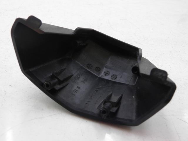 photo de LOWER REAR FAIRING JUNCTION KYMCO DINK STREET 125 (2009 - 2014)