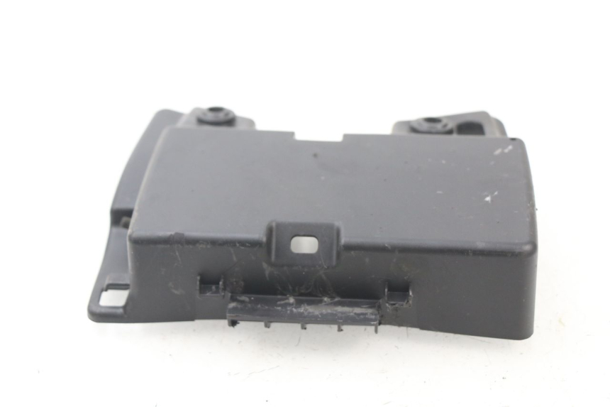 photo de REAR LOWER MIDDLE PANEL DUCATI M796 MONSTER 796 (2010 - 2014)