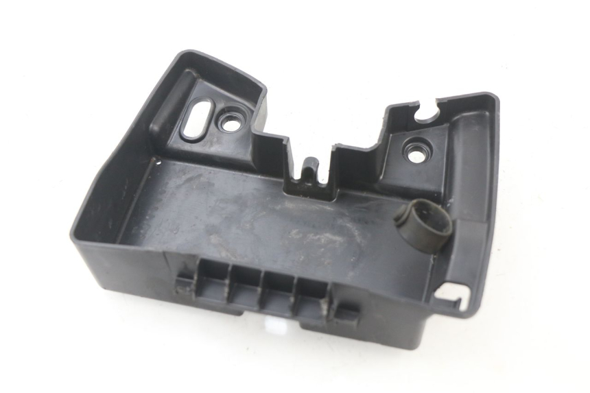 photo de REAR LOWER MIDDLE PANEL DUCATI M796 MONSTER 796 (2010 - 2014)