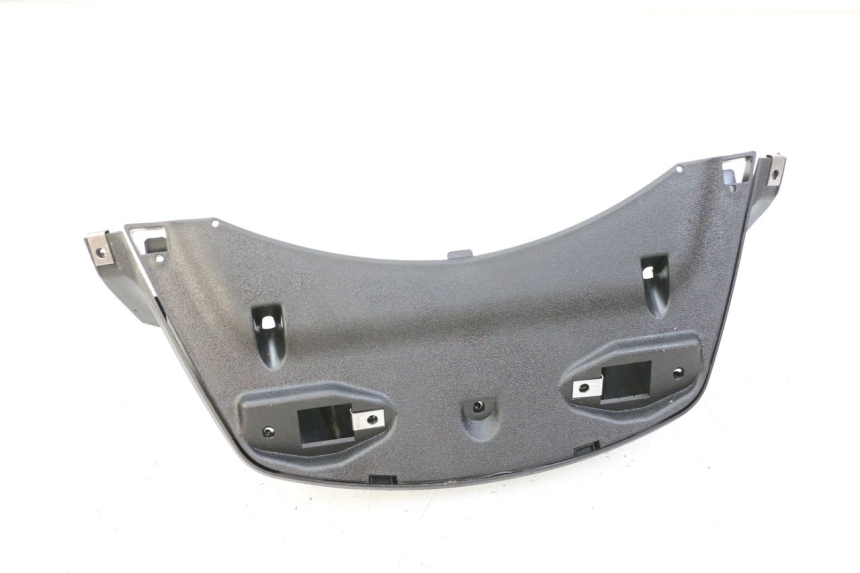 photo de REAR LOWER MIDDLE PANEL PIAGGIO MP3 500 (2014 - 2016)