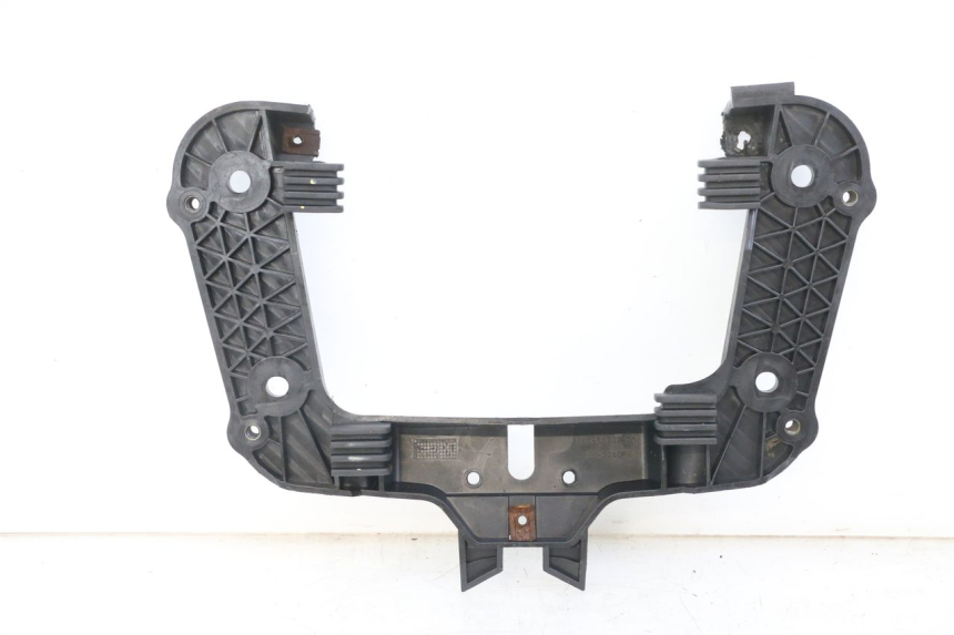 photo de REAR LOWER MIDDLE PANEL MBK OVETTO 4T 50 (2008 - 2016)