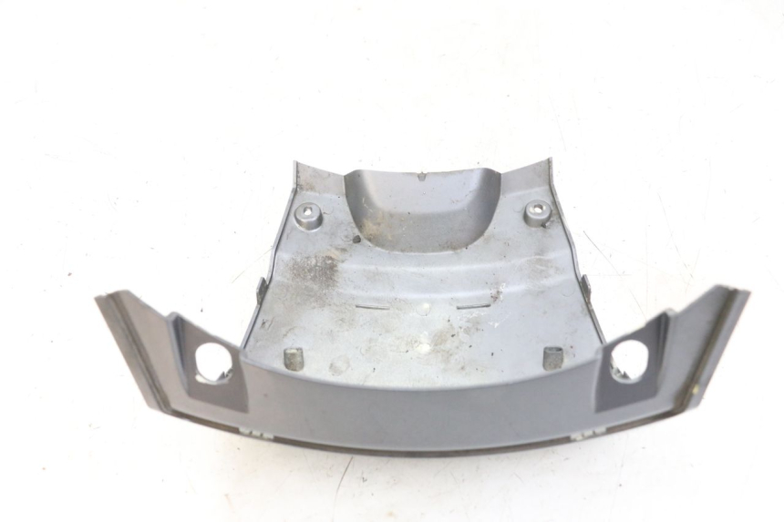 photo de LOWER REAR FAIRING JUNCTION PEUGEOT SATELIS 125 (2006 - 2009)