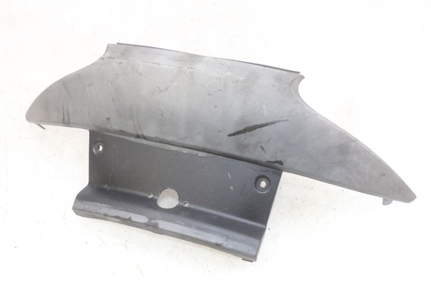 photo de LOWER REAR FAIRING JUNCTION PIAGGIO MP3 LT 400 (2007 - 2012)