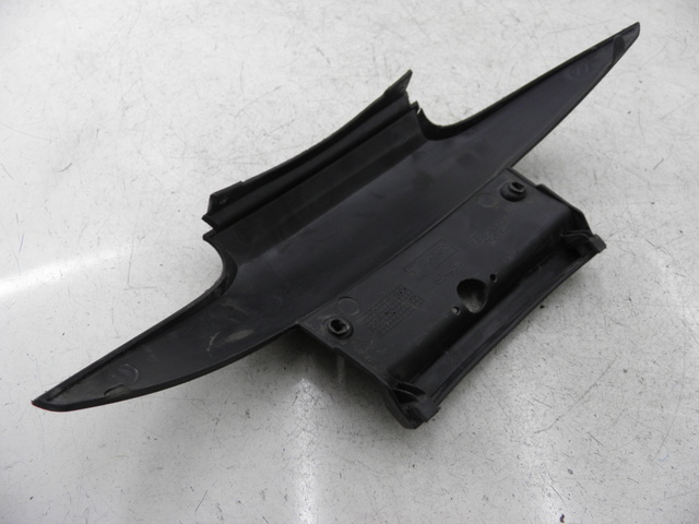 photo de REAR LOWER MIDDLE PANEL PIAGGIO MP3 RL 250 (2007 - 2010)