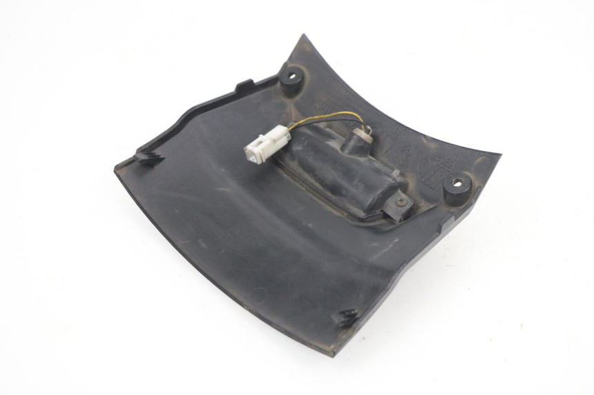 photo de REAR LOWER MIDDLE PANEL PIAGGIO X8 125 (2004 - 2007)