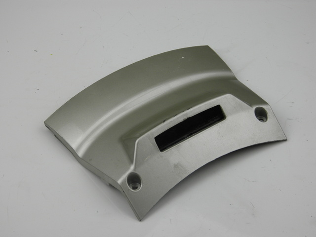 photo de REAR LOWER MIDDLE PANEL PIAGGIO X8 125 (2004 - 2007)