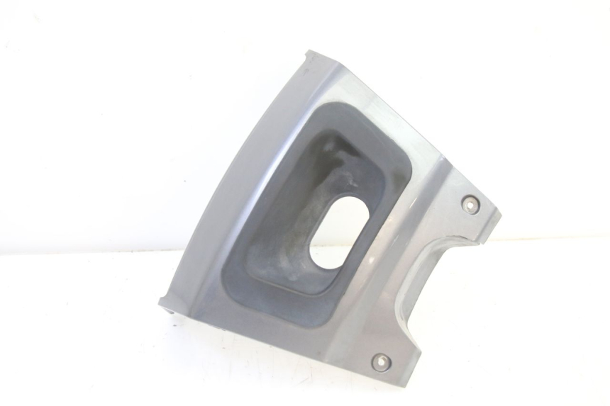 photo de REAR LOWER MIDDLE PANEL PEUGEOT SATELIS 250 (2006 - 2012)
